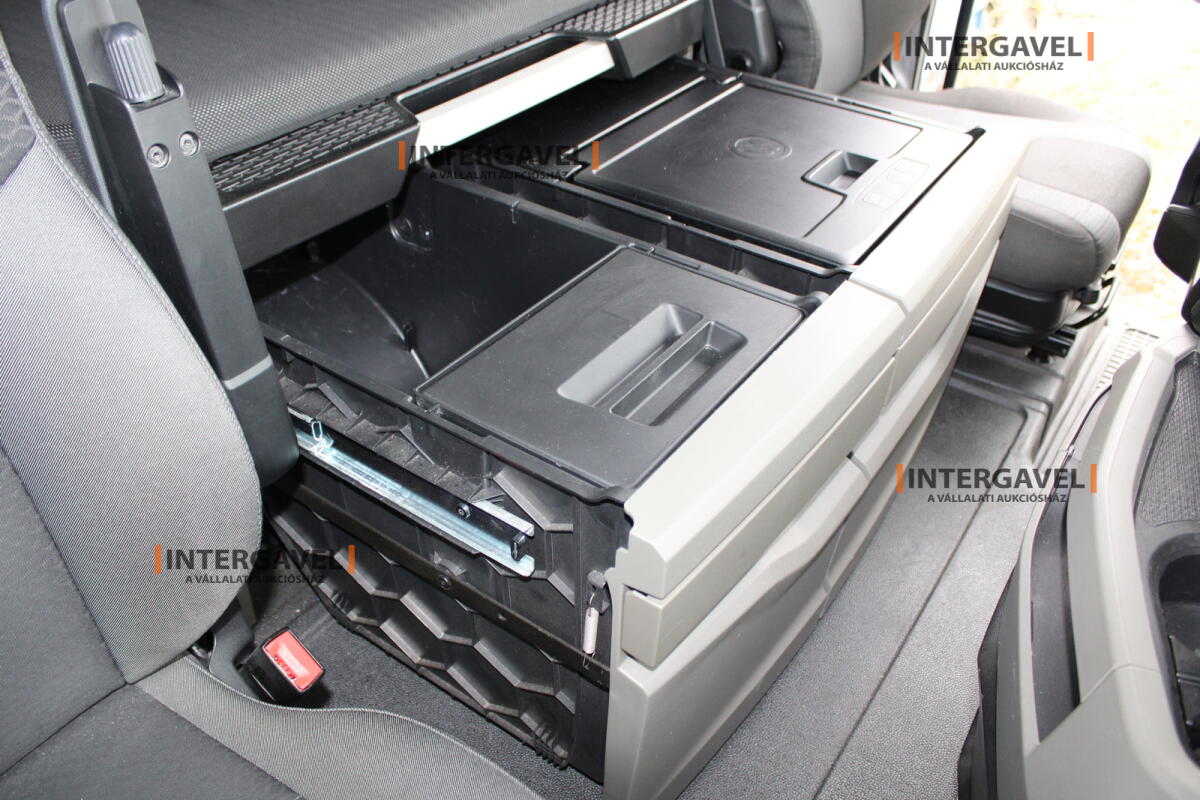 MAN TGX 18.510 nyergesvontató 13