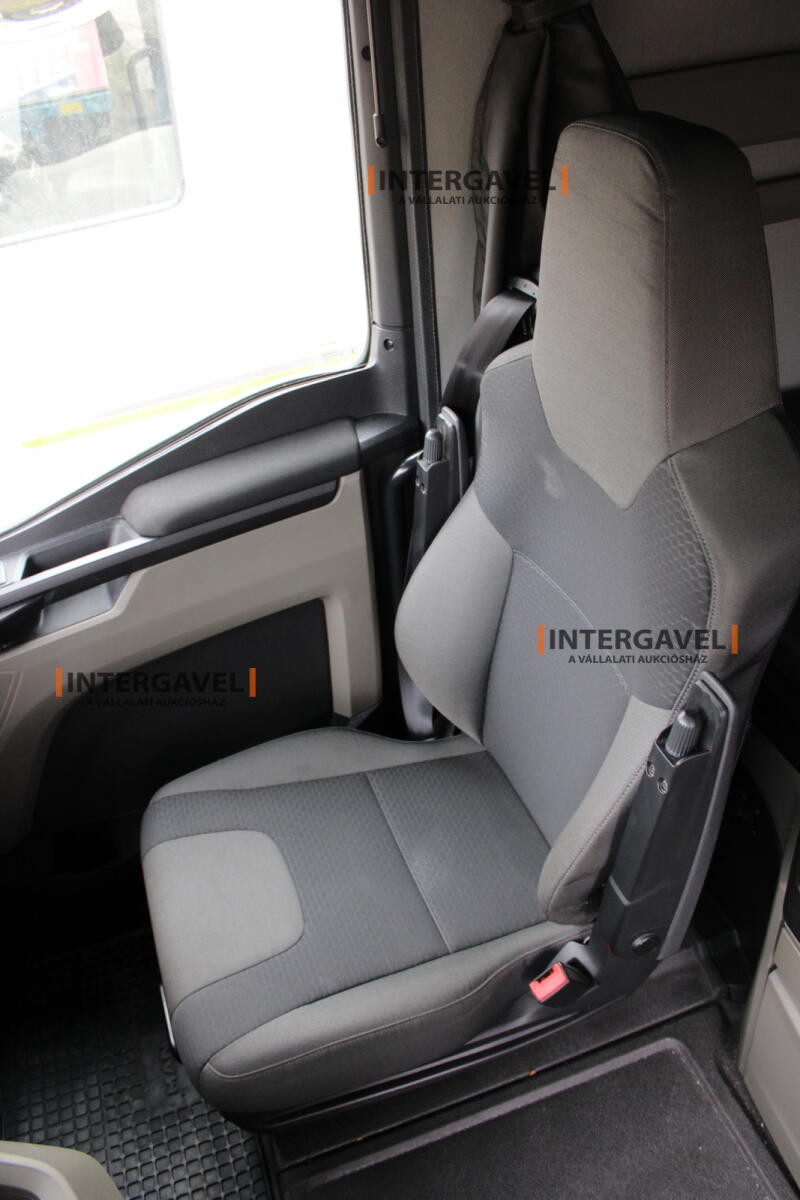 MAN TGX 18.510 nyergesvontató 16