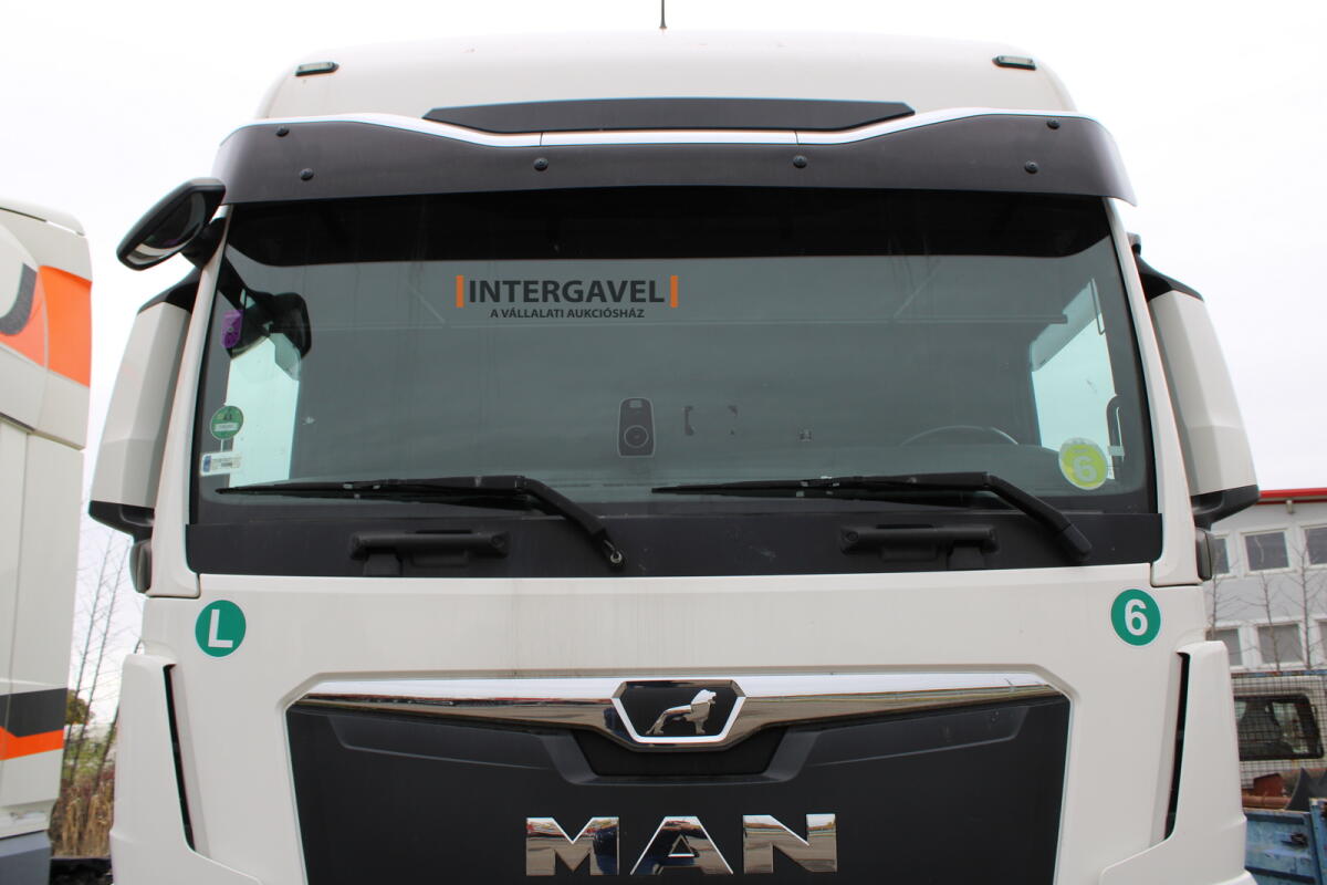 MAN TGX 18.510 nyergesvontató 24