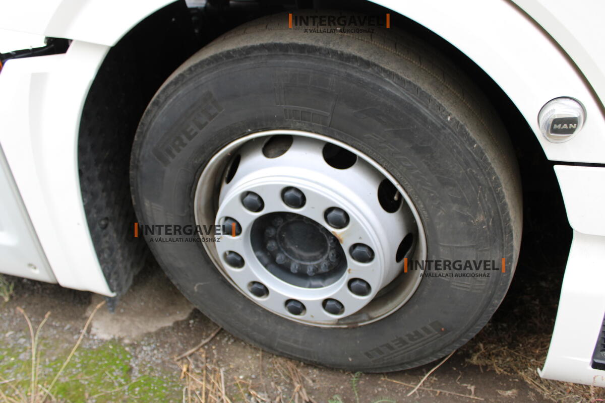 MAN TGX 18.510 nyergesvontató 26