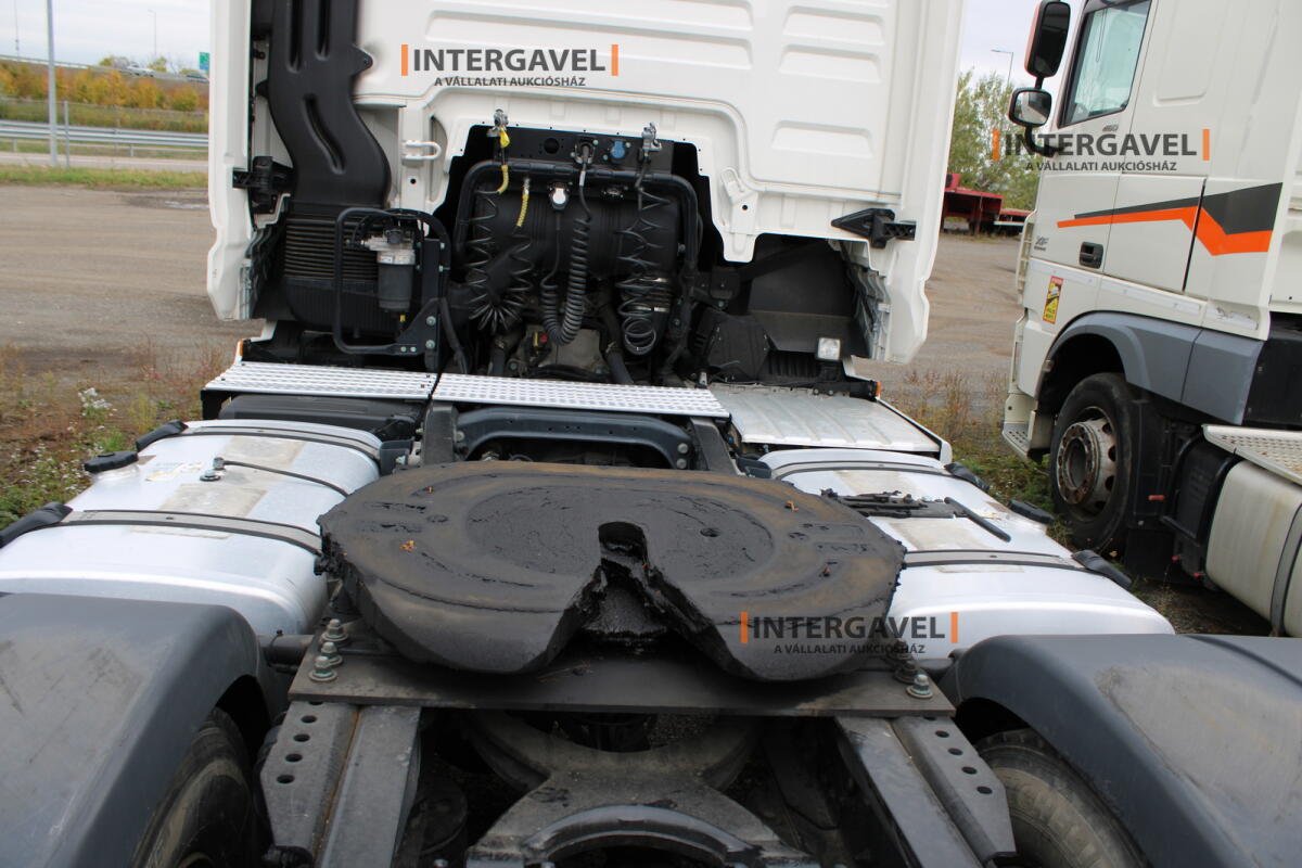 MAN TGX 18.510 nyergesvontató 34