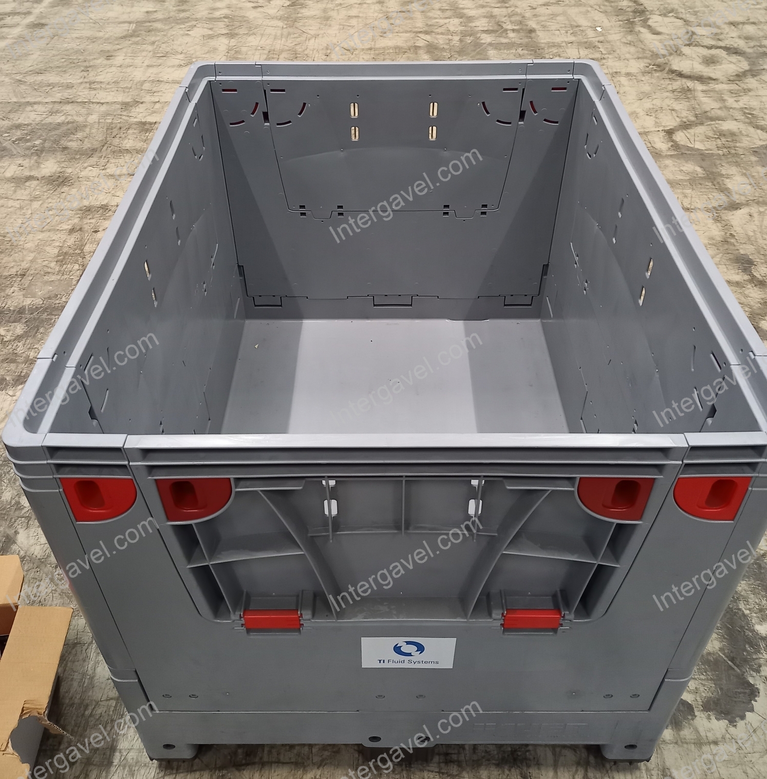 Összecsukható Bigboxok 
4 Rakodónyílással + fedél 3