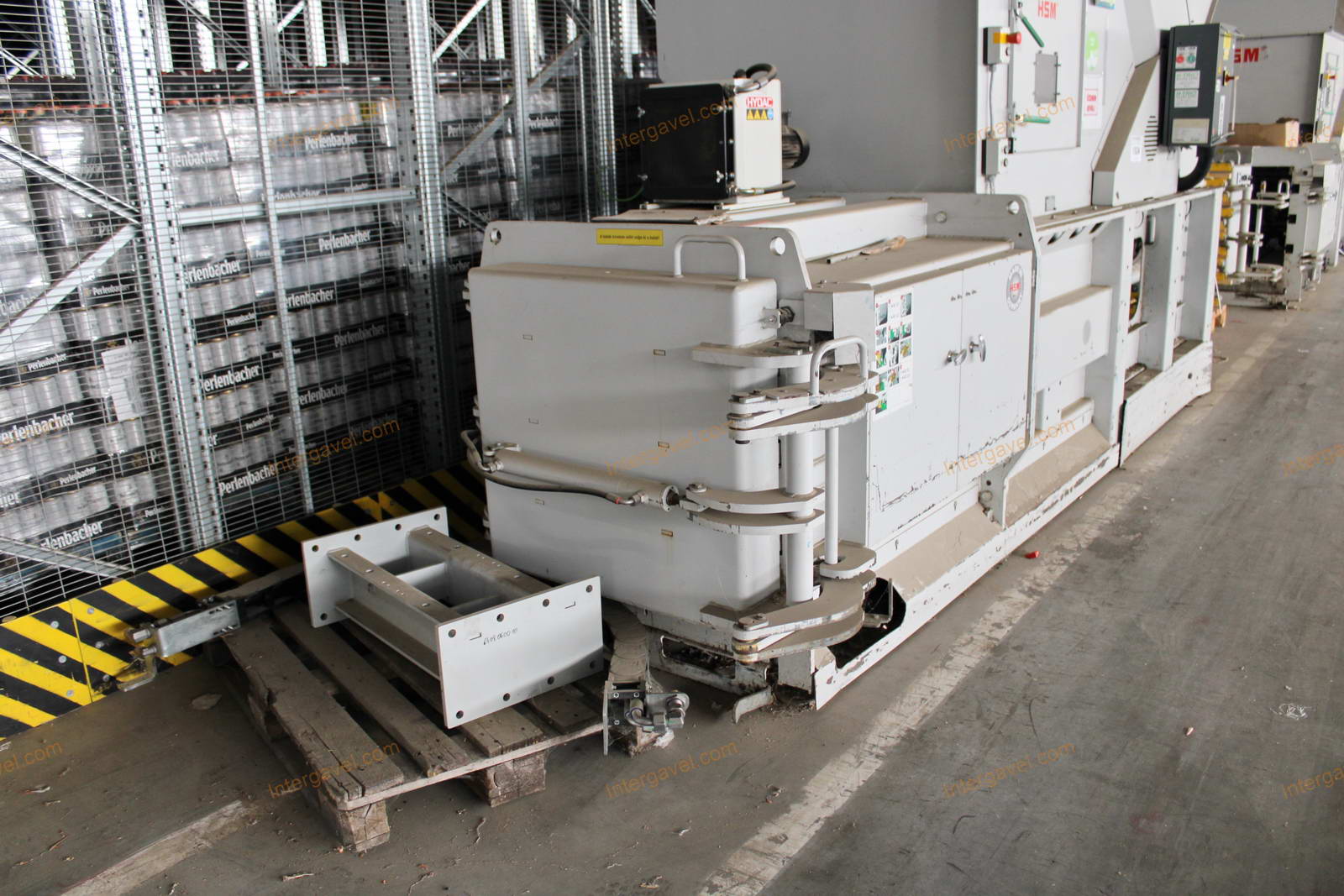 Bálázó - HSM HL 4010 Li, V-Press 820 plus 38