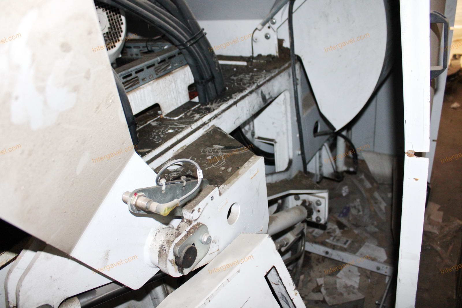 Bálázó - HSM HL 4010 Li, V-Press 820 plus 47