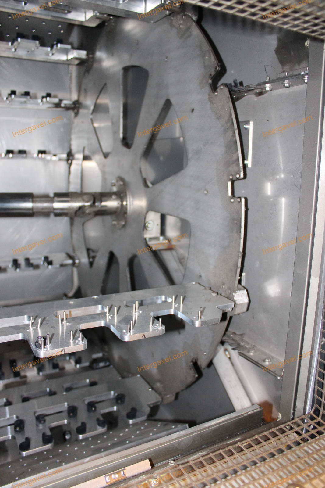 Kemence - SMT, Cube 16 9