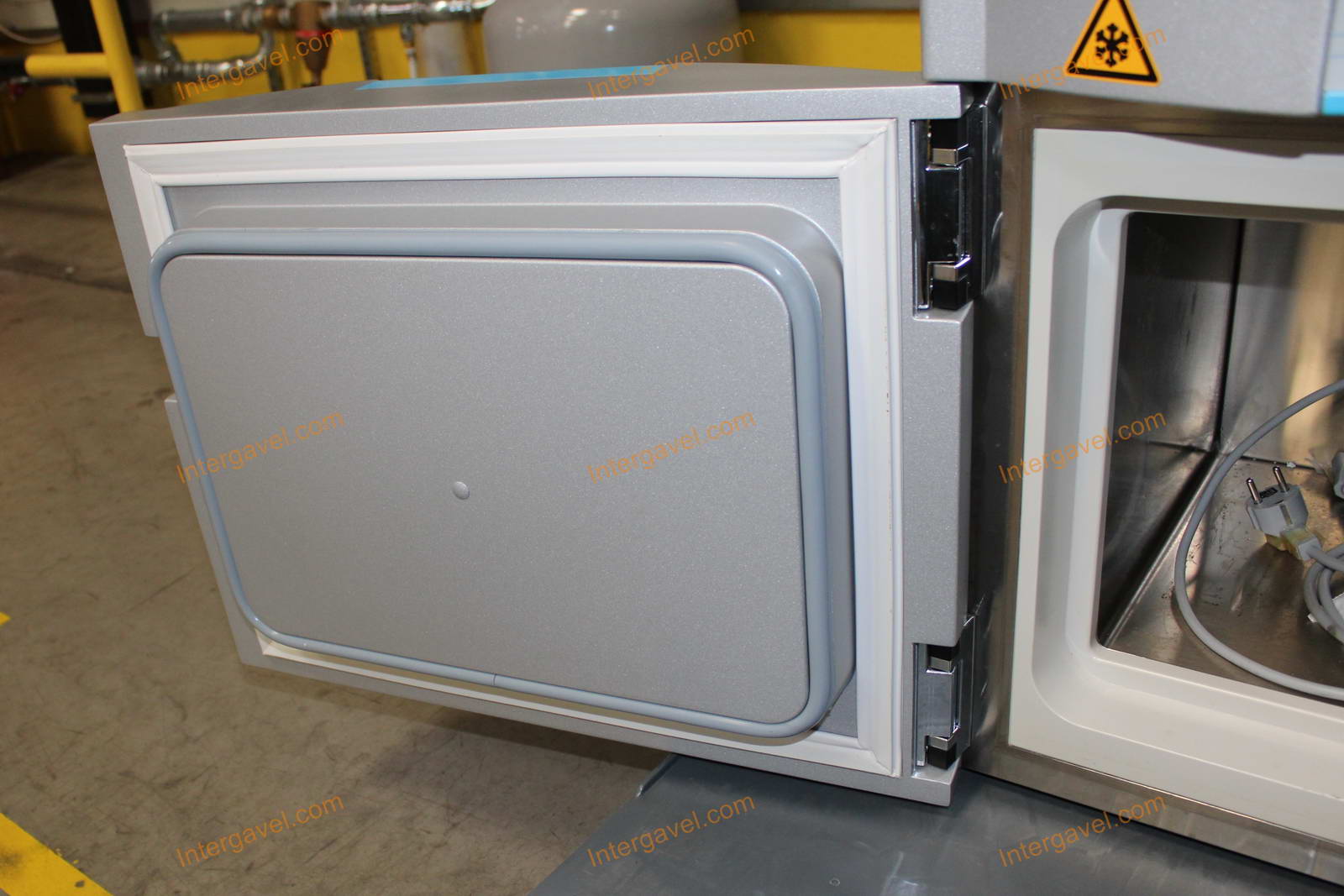 Hűtőszekrény - Fryka, B 35-50 5