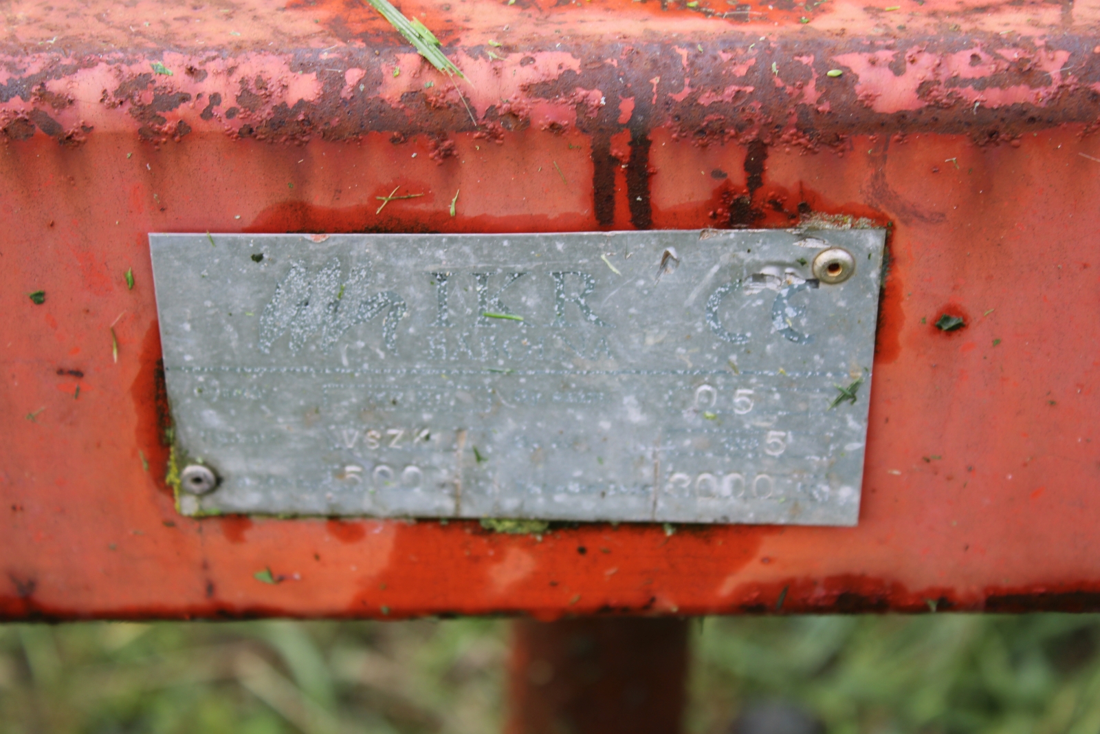 Szemenkénti vetőgép, Khun 17