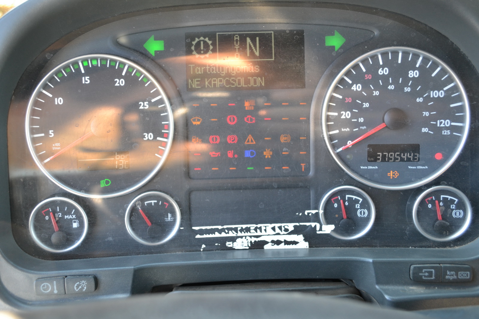 MAN teherautó daruval 3