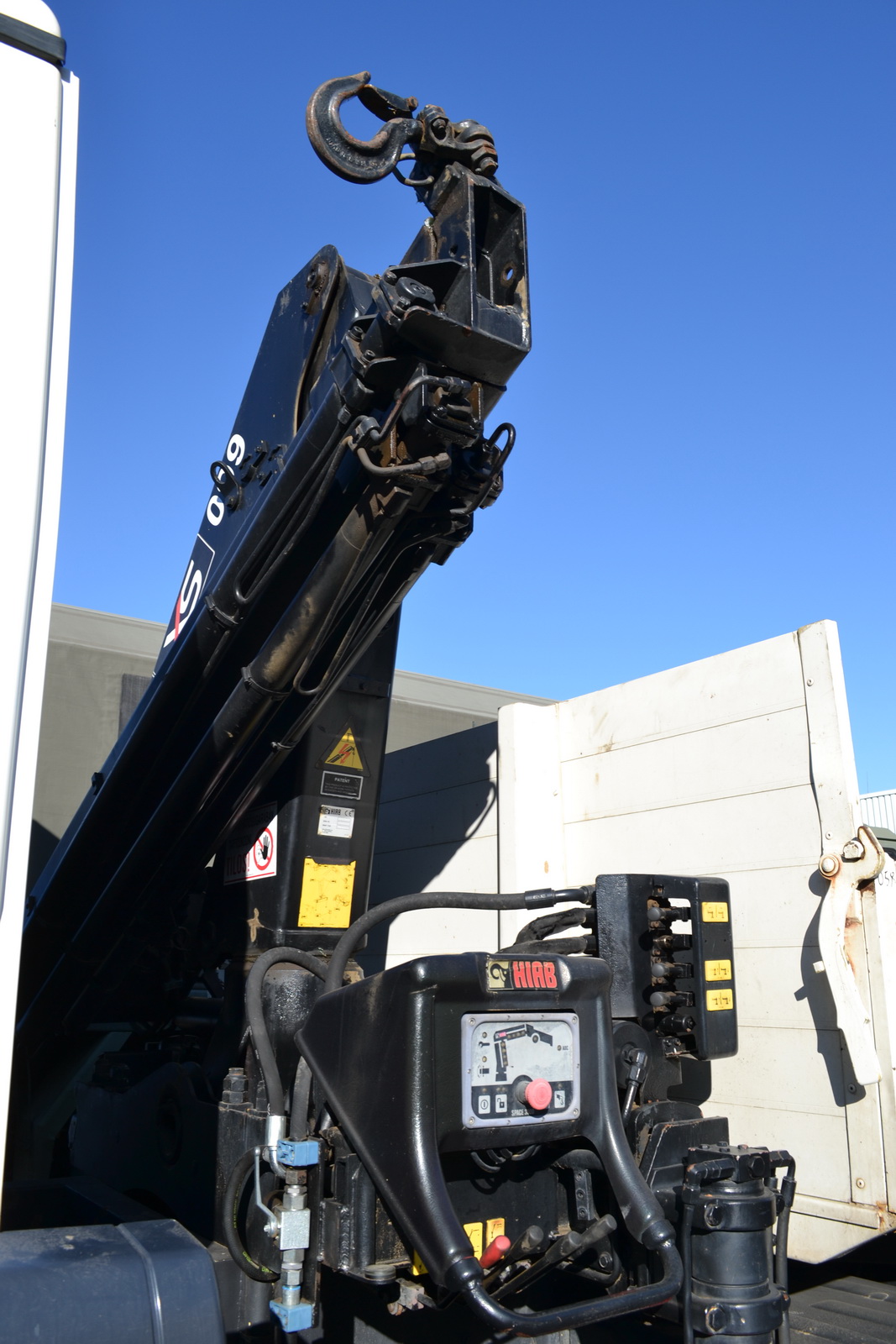 MAN teherautó daruval 13