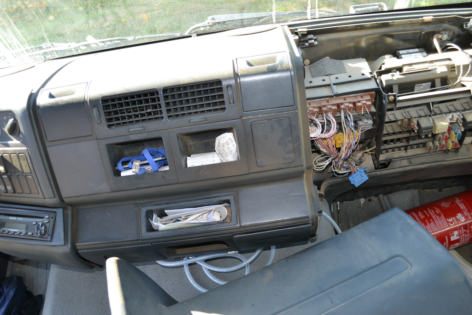 MAN teherautó daruval 23