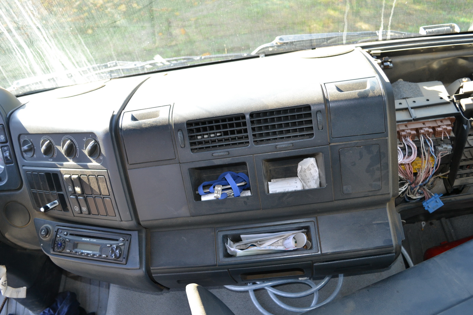 MAN teherautó daruval 28