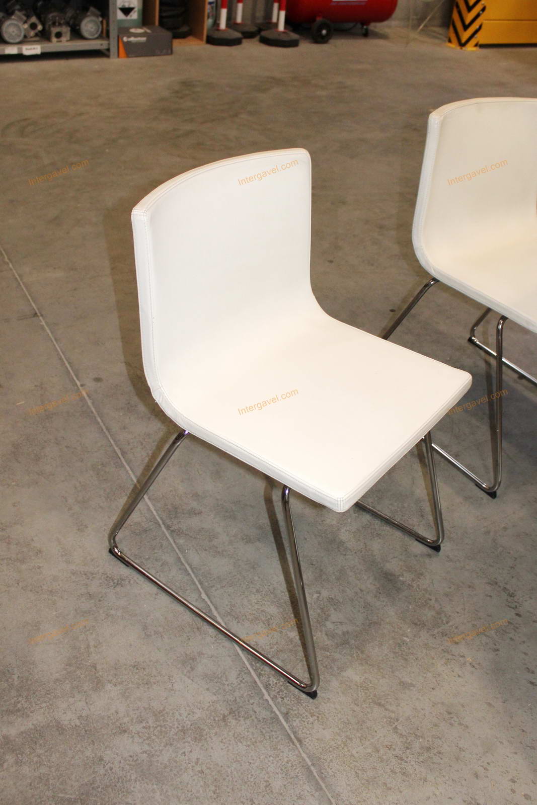 Asztal és székek 6