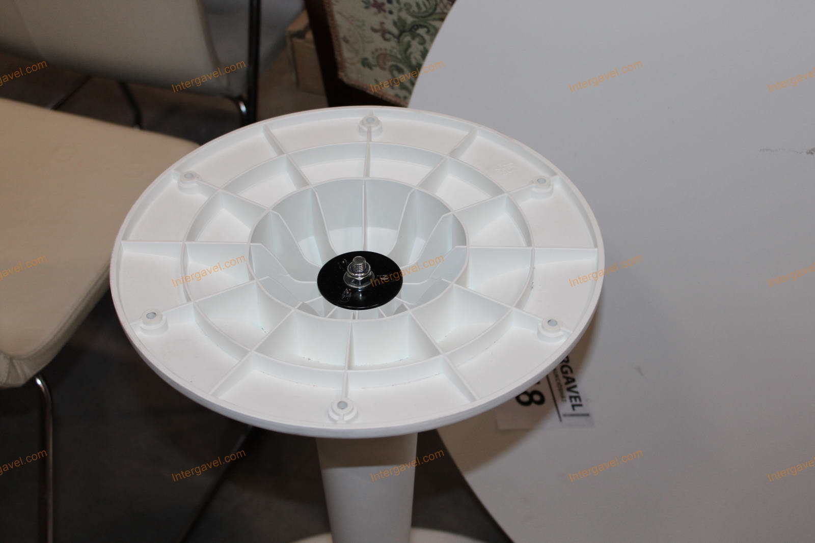 Asztal és székek 15