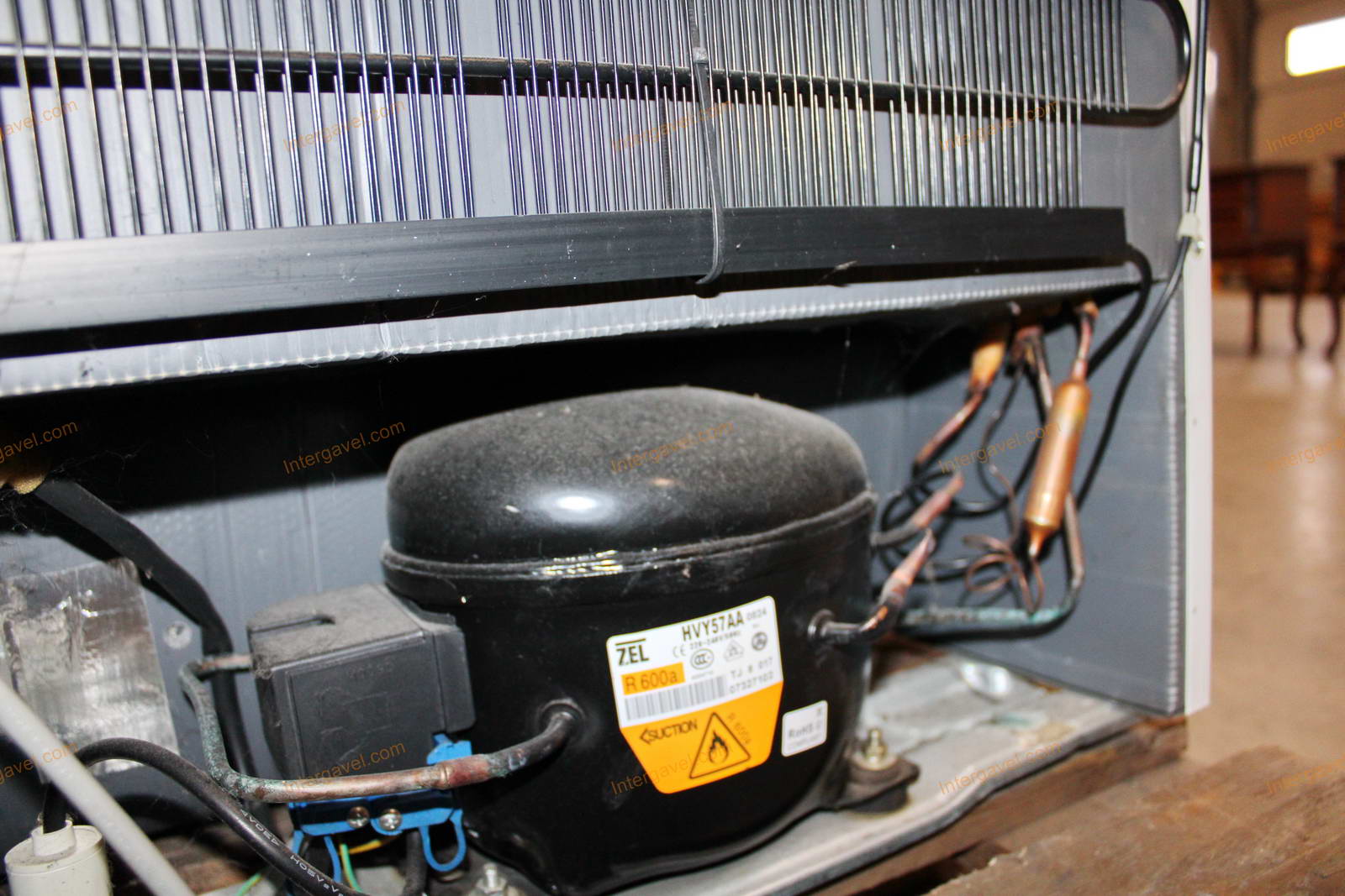 Fagyasztószekrény 6