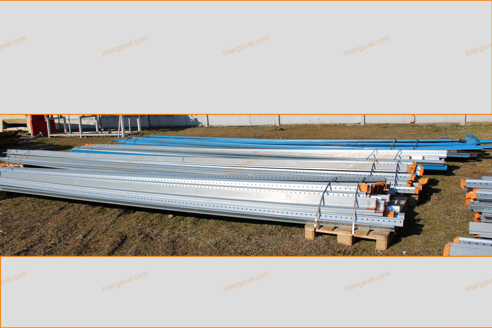 Bontott bejárható állványrendszer elemek 26