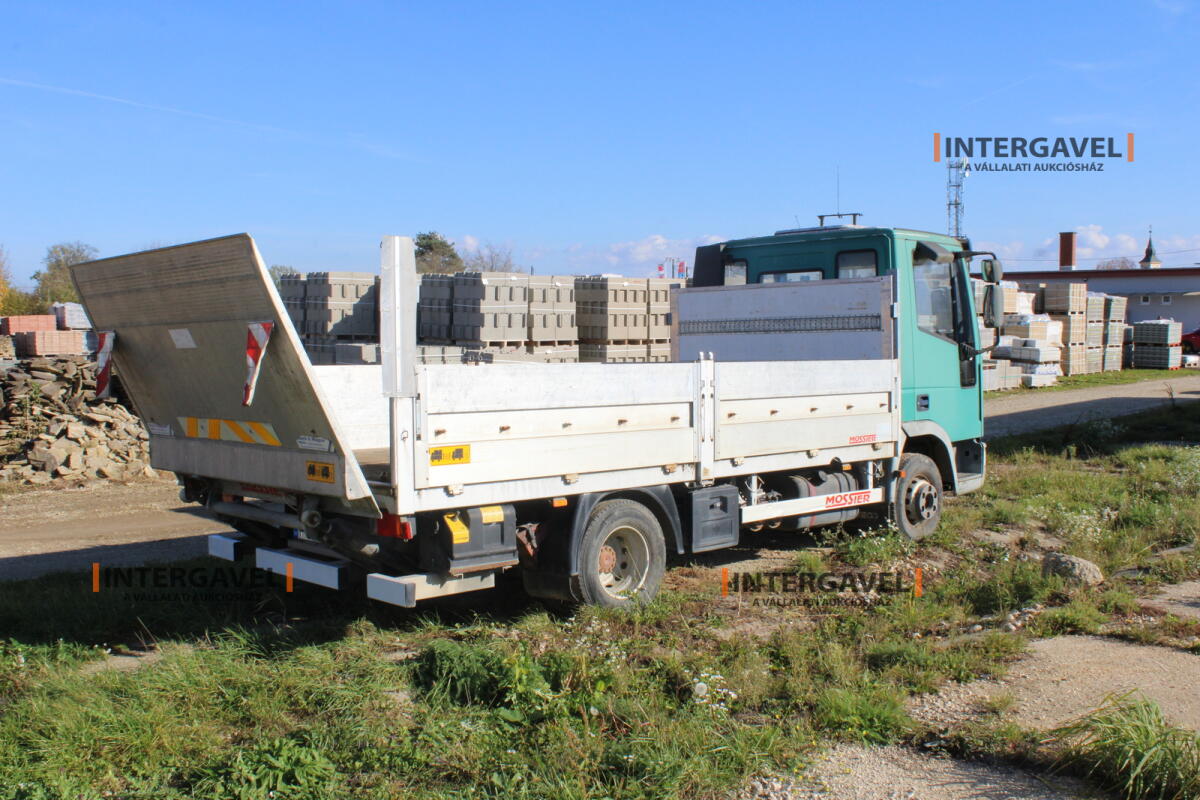 Teherautó - IVECO 3