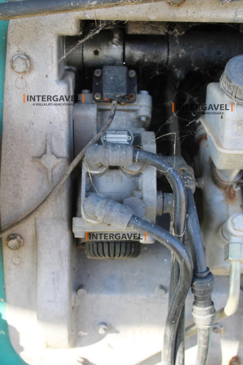 Teherautó - IVECO 43