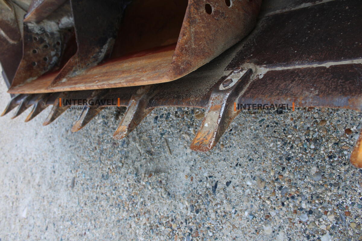 Hátsó árokásó - Hydromek 38