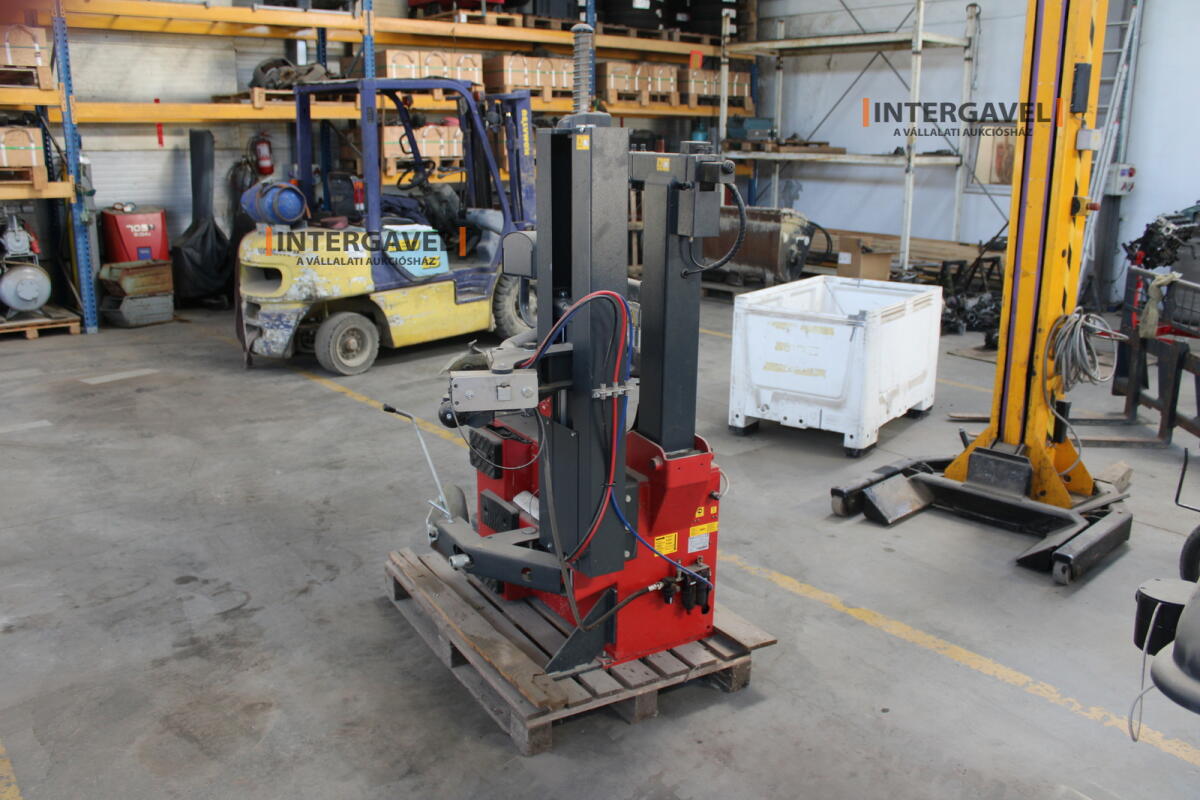 Gumiszerelő állvány 2