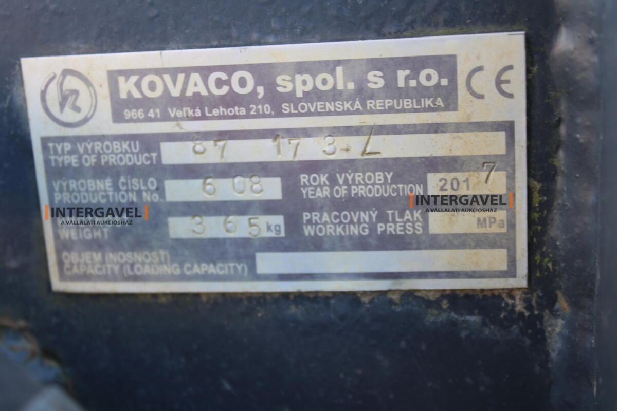 Csúszókormányos - GEHL 40