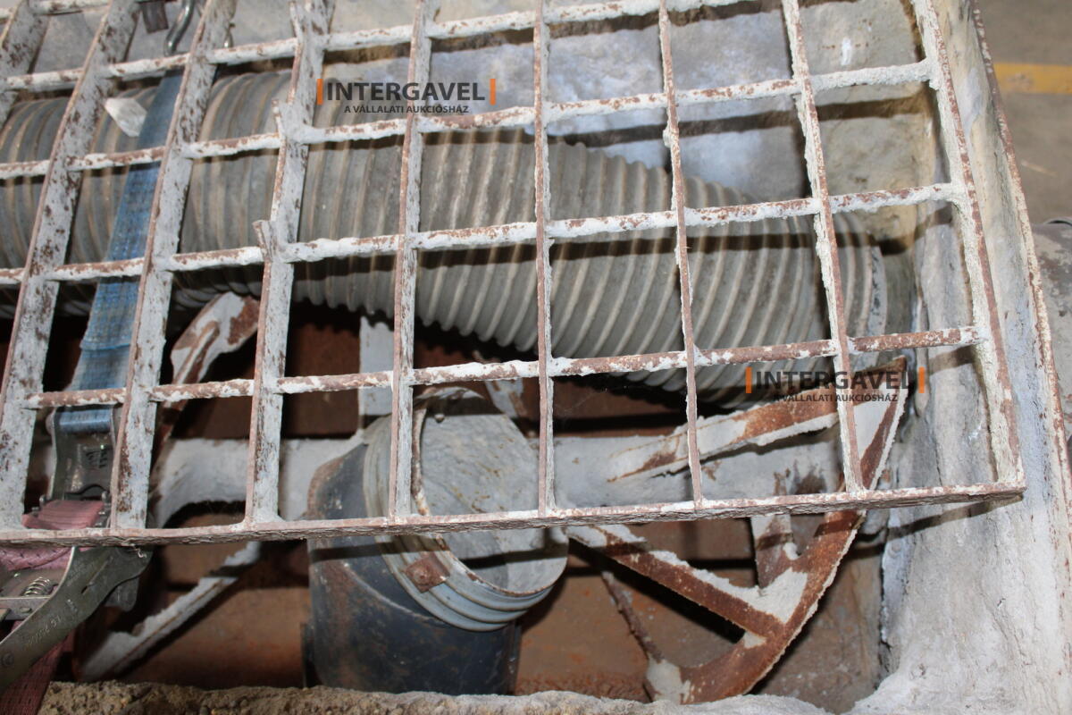 Hidraulikus betonkeverő 7