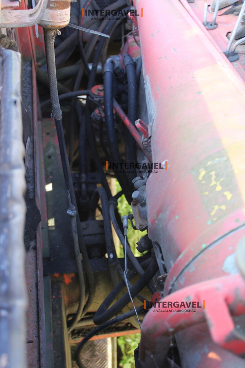 Gumikerekes forgó kotró - O&K 41