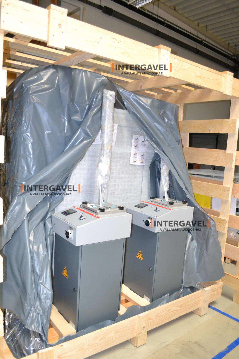 Plasma spraying equipment 22