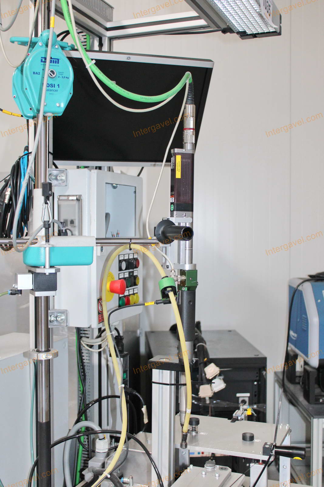 Bontott szerelő munkahely 4