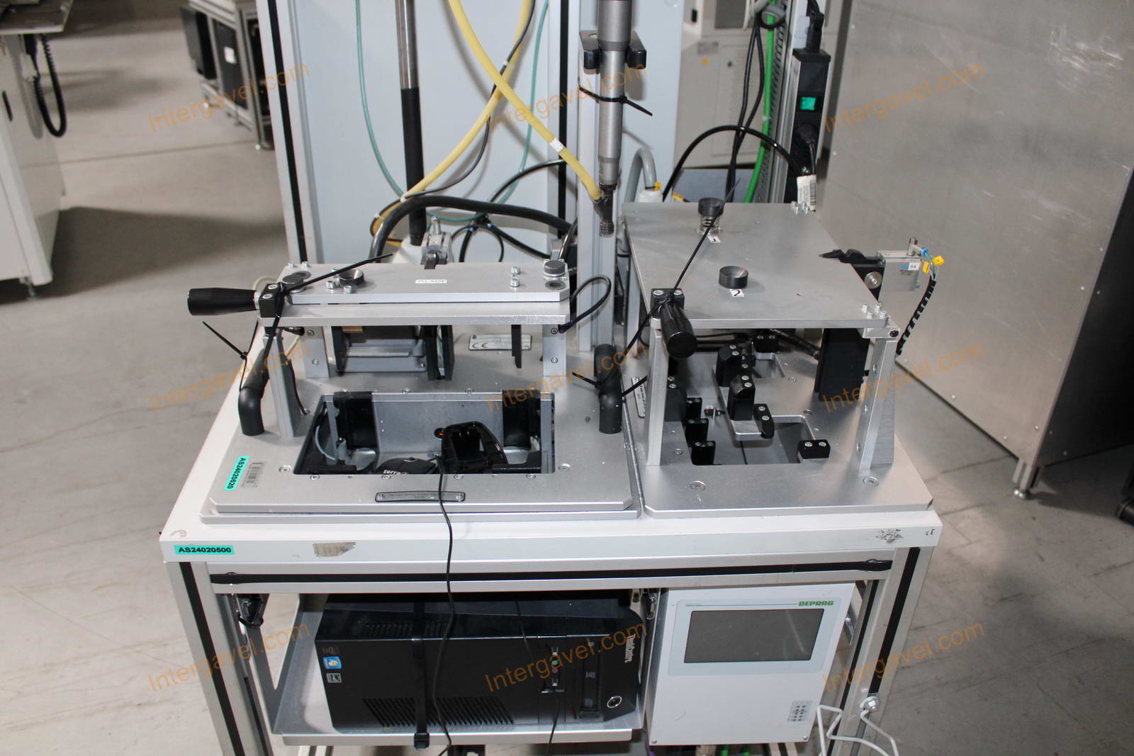 Bontott szerelő munkahely 14