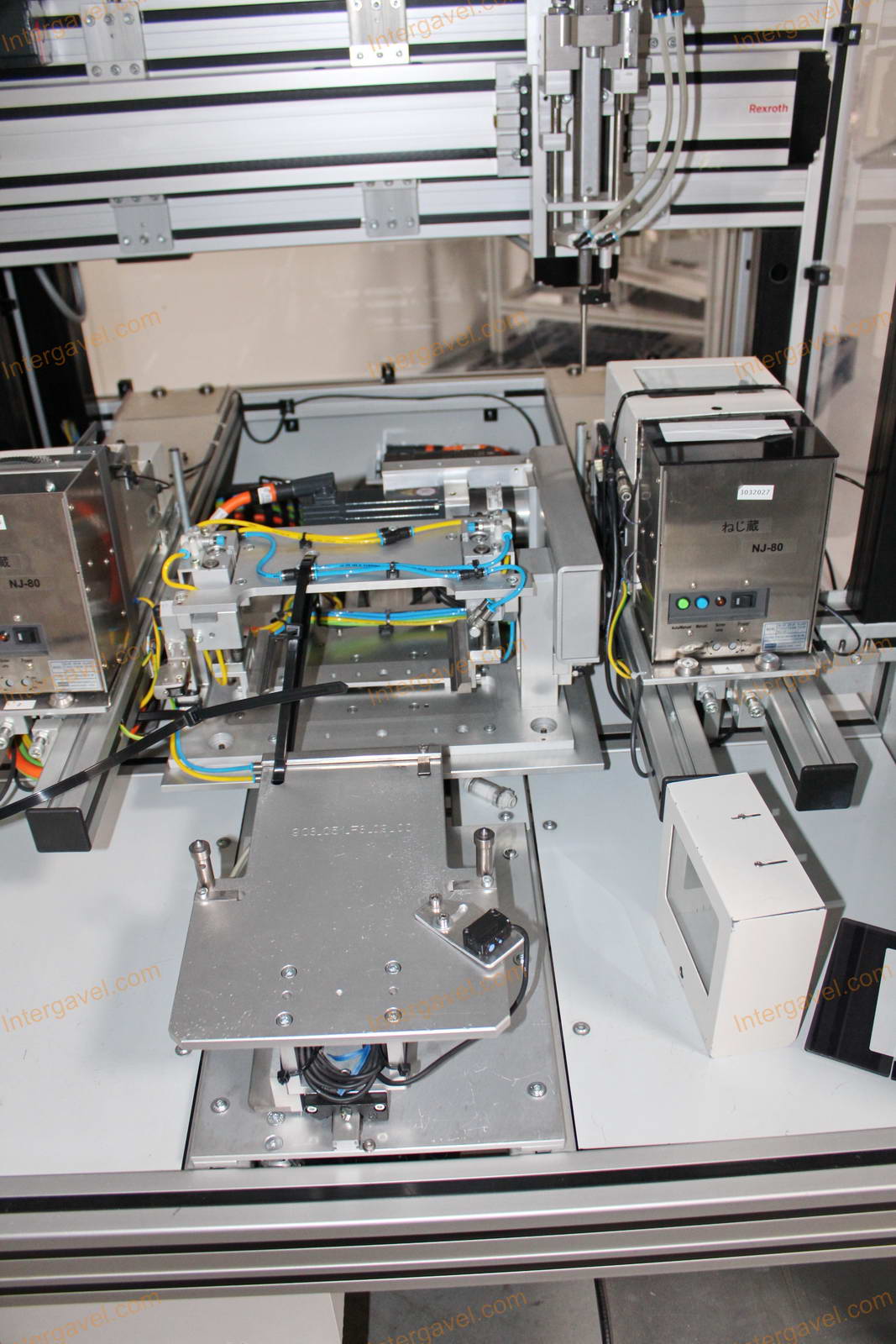 Bontott szerelő célgép 12