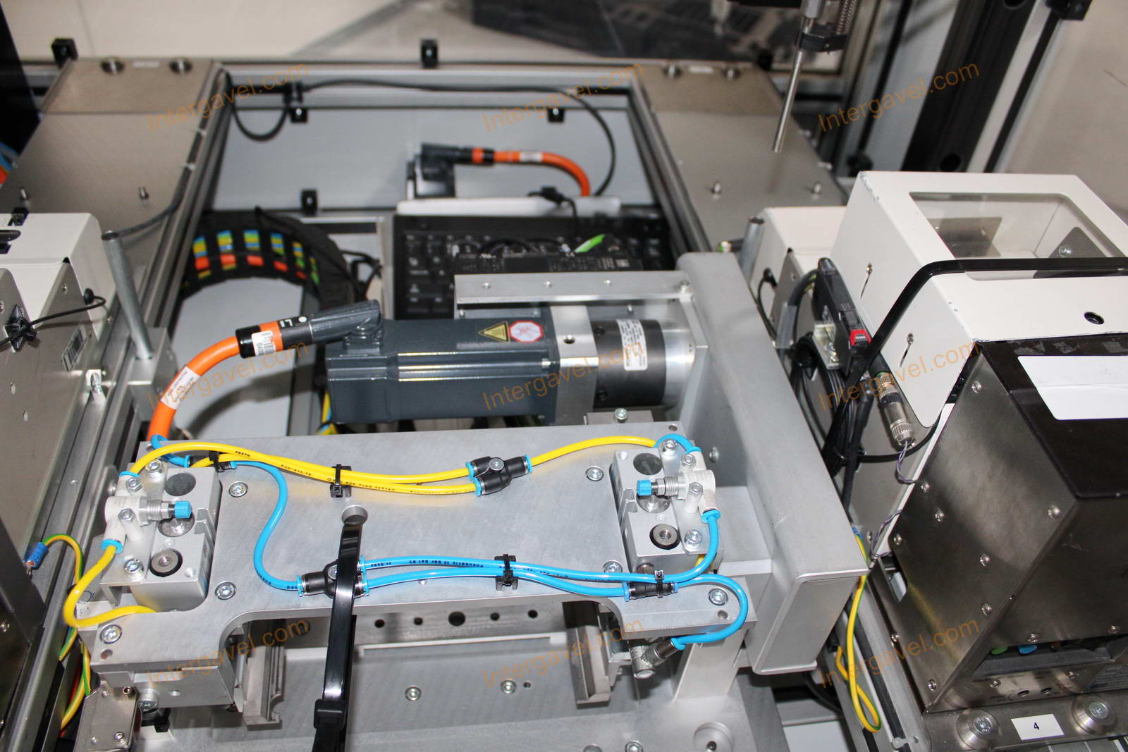 Bontott szerelő célgép 13