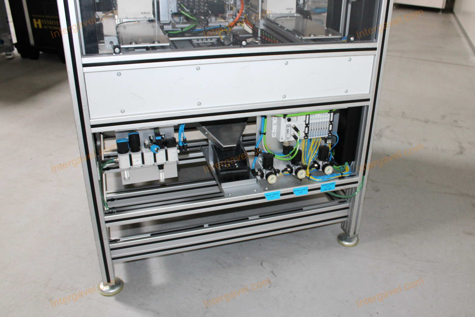 Bontott szerelő célgép 26