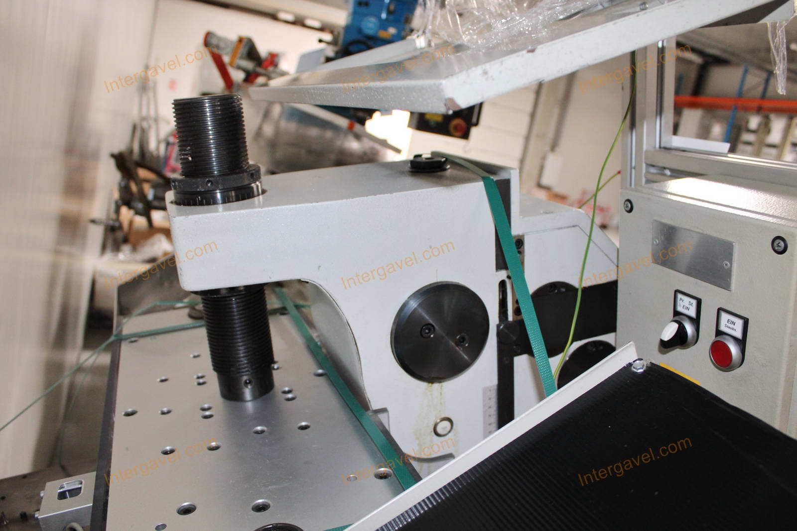 Bontott szerelő munkahely 7