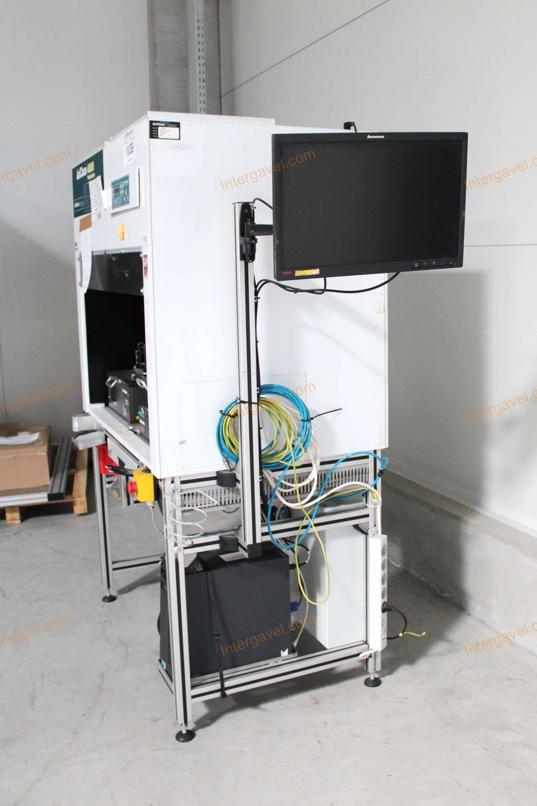 Bontott szerelő munkahely 12