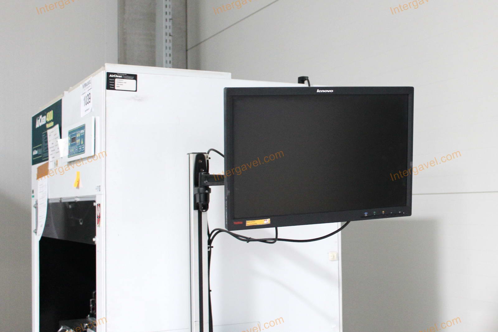 Bontott szerelő munkahely 13