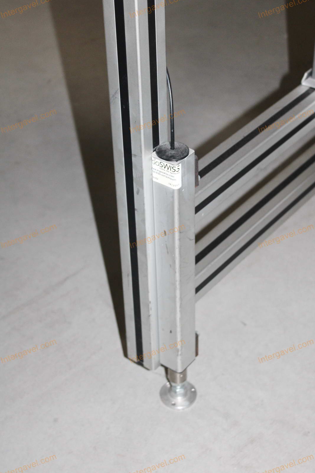 Bontott szerelő munkahely 13