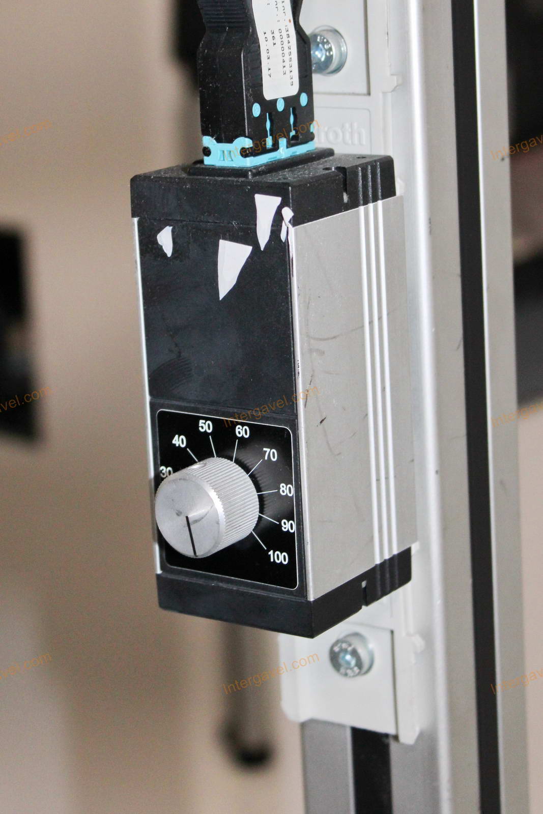 Bontott szerelő munkahely 18