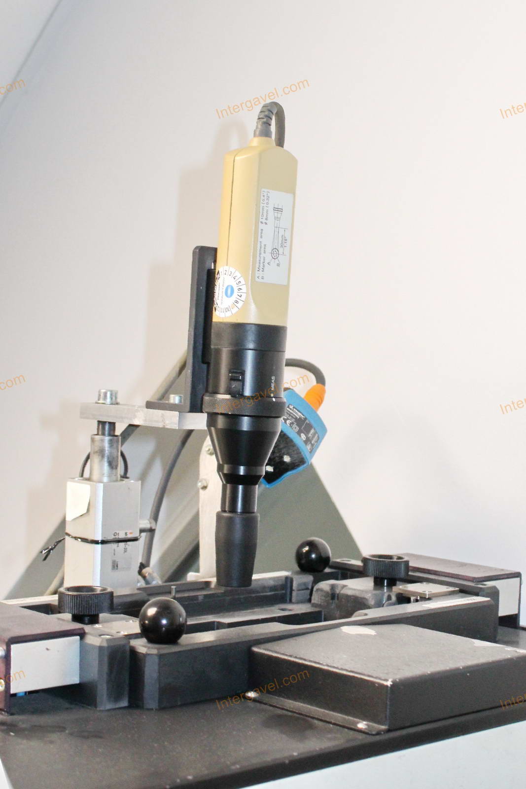 Vegyes bontott adapterek 5