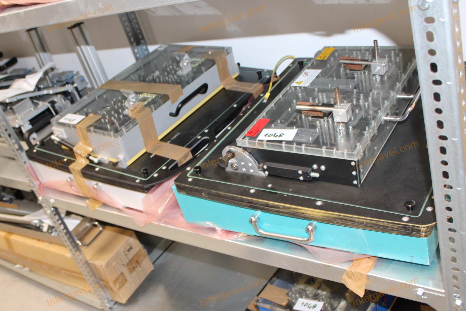 Vegyes bontott adapterek 11