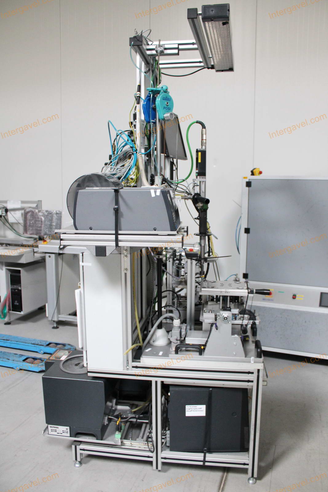 Bontott szerelő munkahely 3