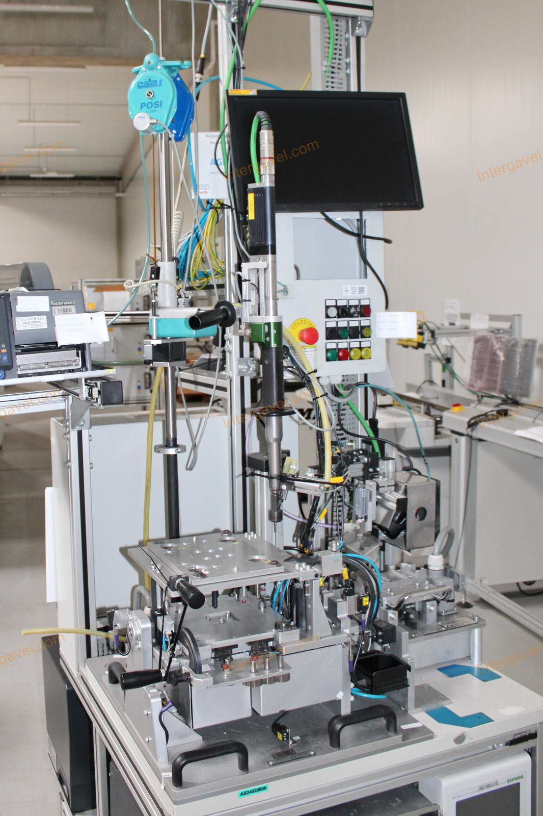 Bontott szerelő munkahely 4