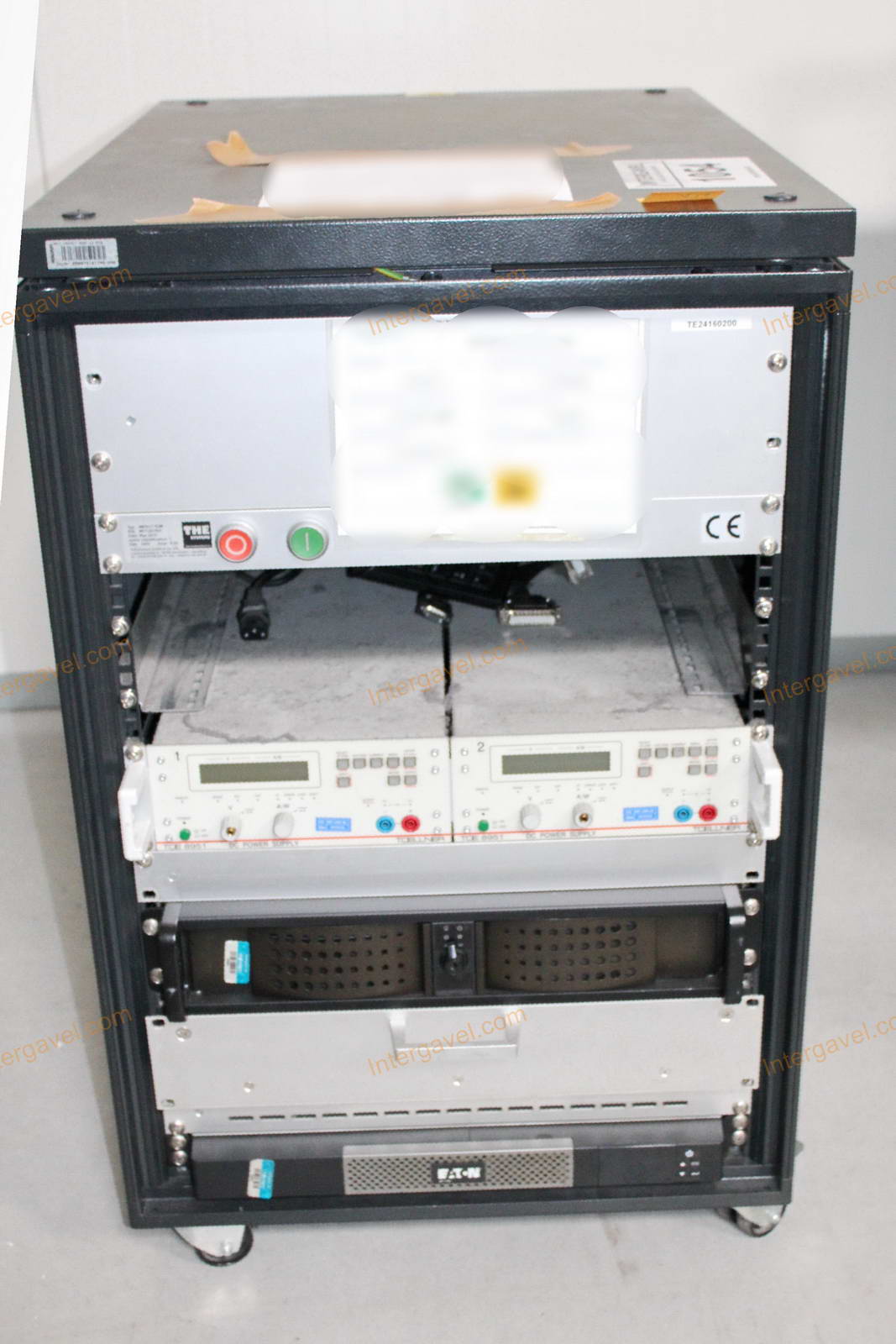 Bontott teszt szekrény 2