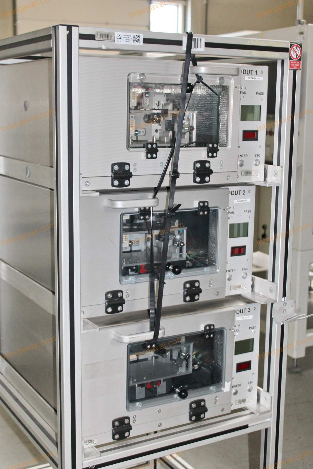 Bontott teszt munkahely 6