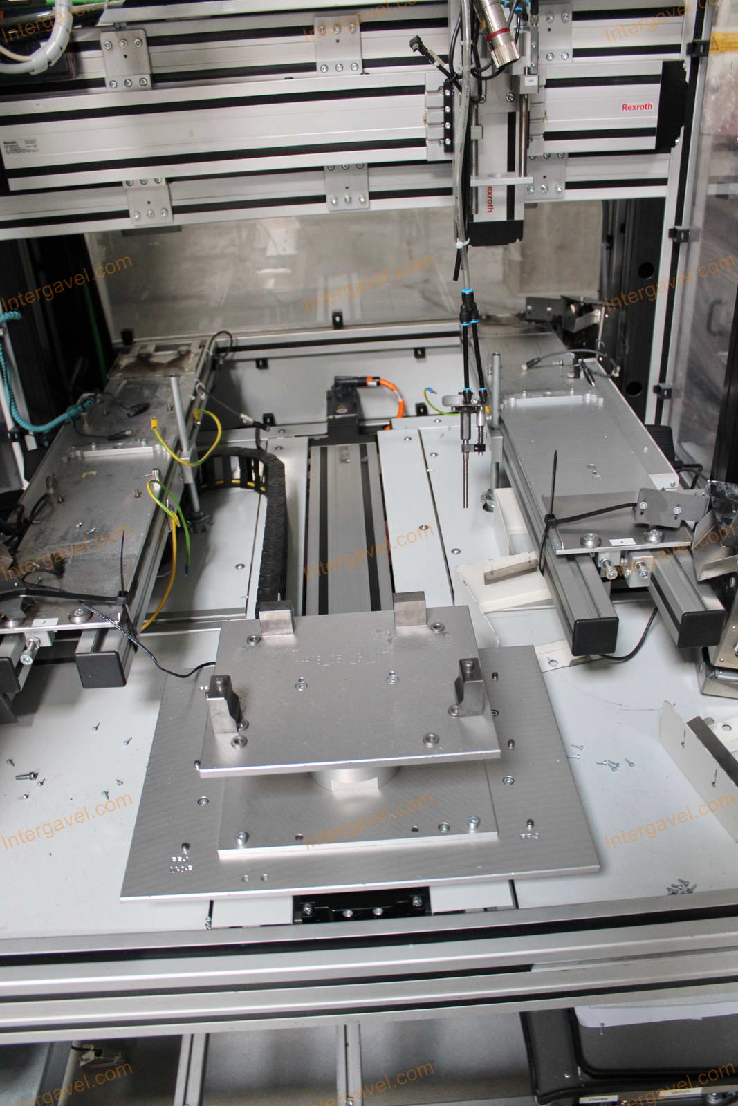 Bontott szerelő célgép 8