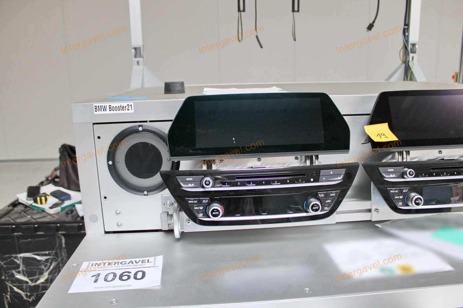 Bontott teszt munkahely 3