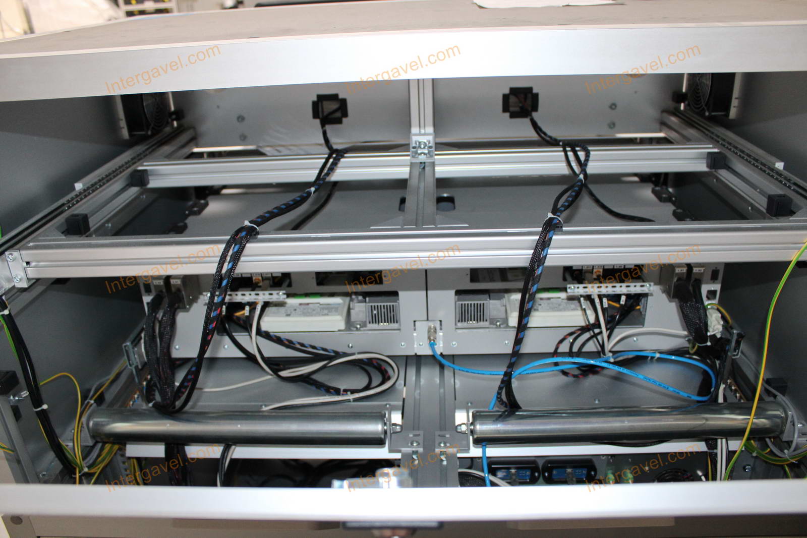 Bontott teszt munkahely 12