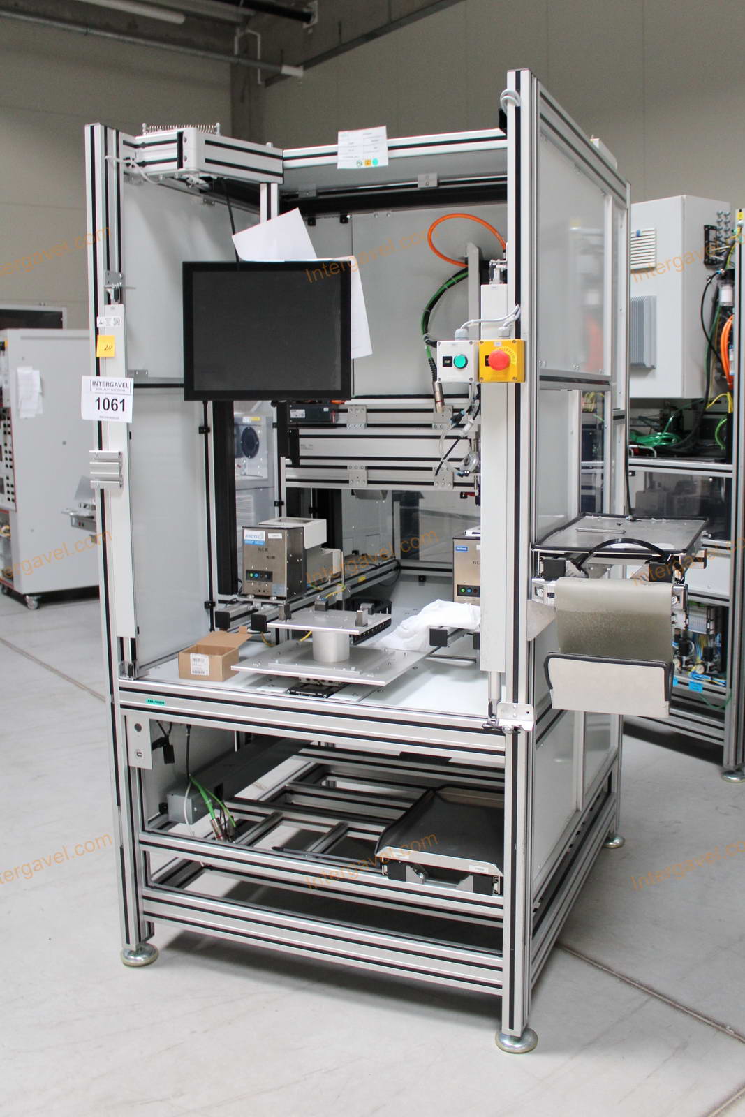 Bontott szerelő célgép