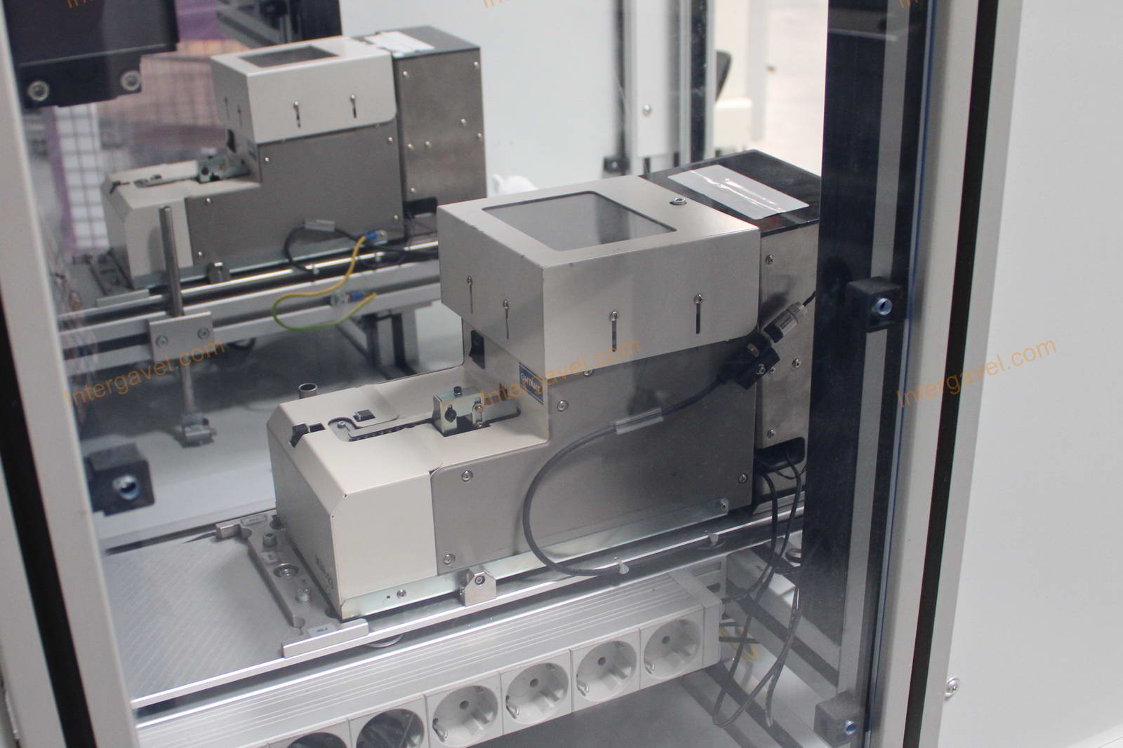 Bontott szerelő célgép 9