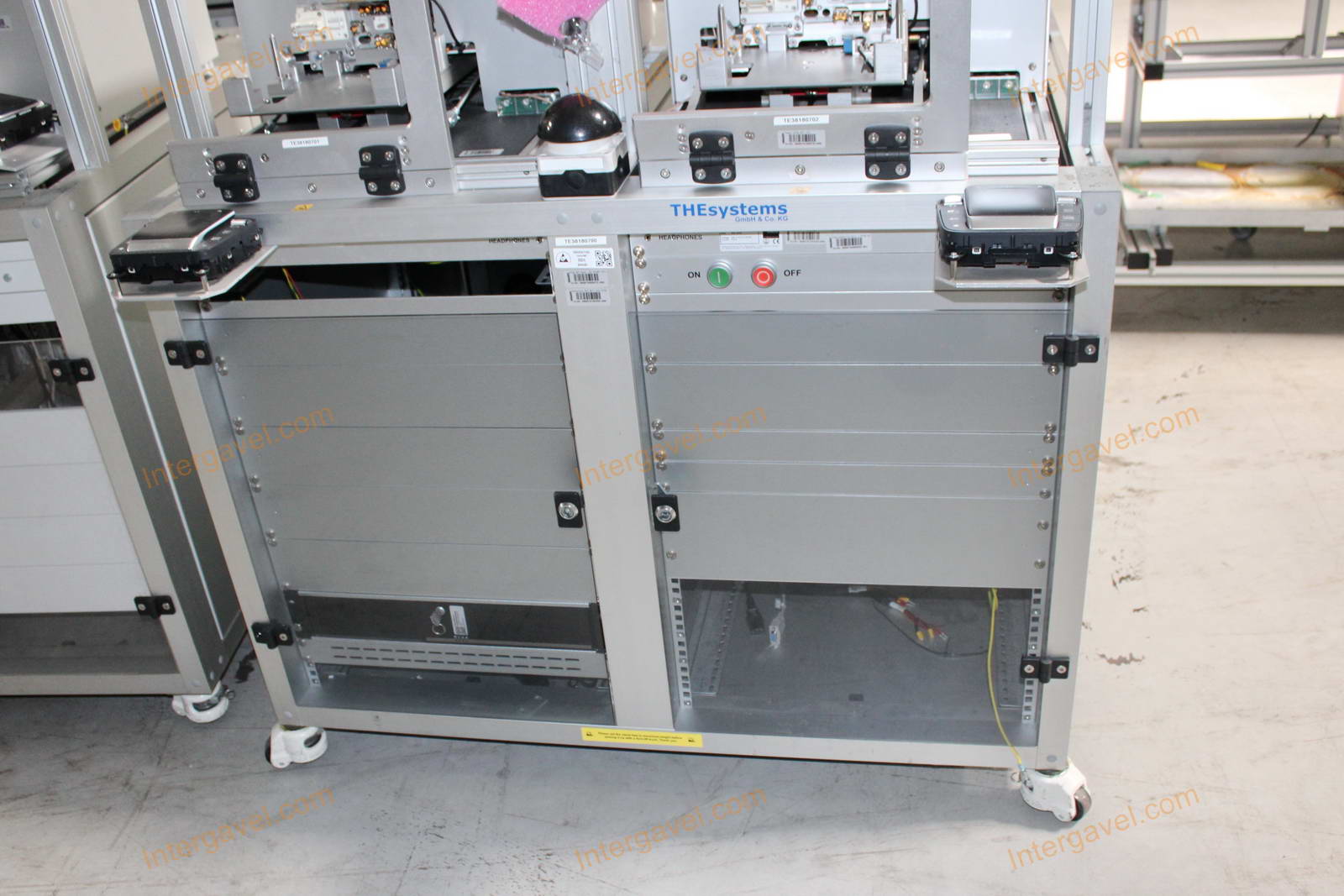 Bontott teszt munkahely 4