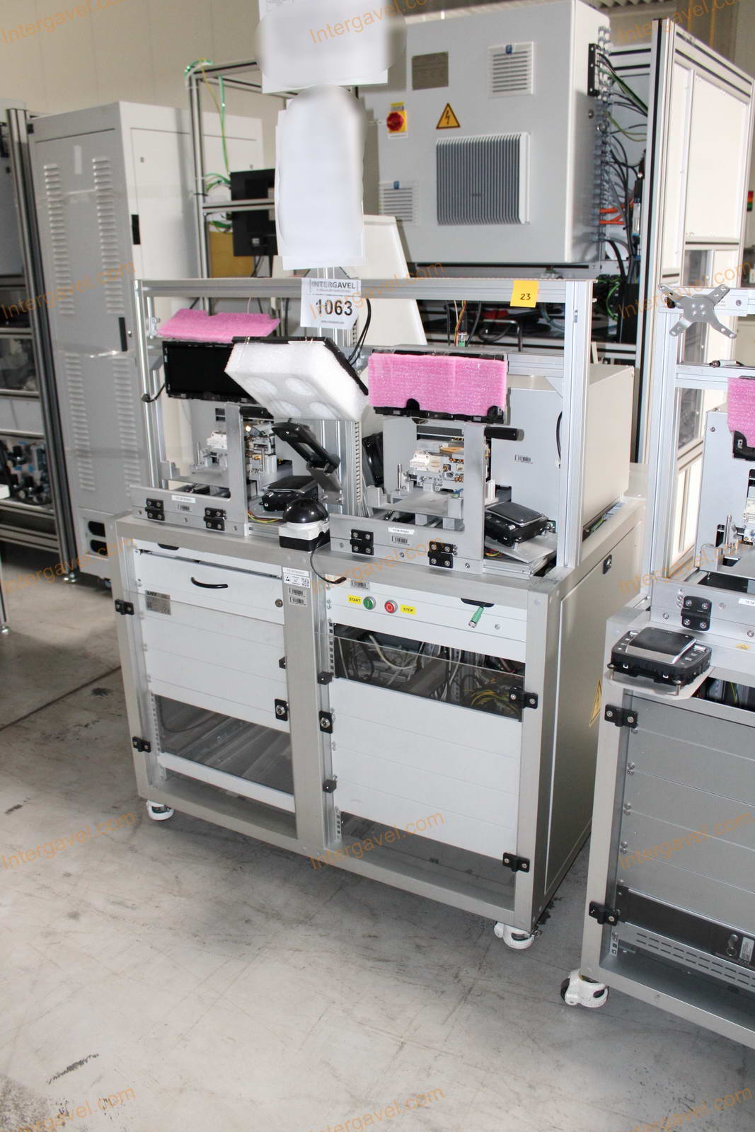 Bontott teszt munkahely 2